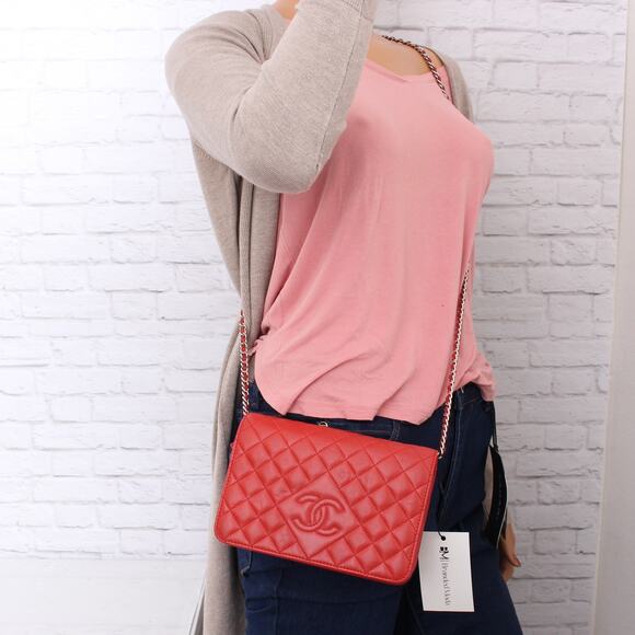 Chanel CC Full Flap Wallet on Chain Red Lambskin Leather Shoulder Handbag A4714 - Picture 3 of 12